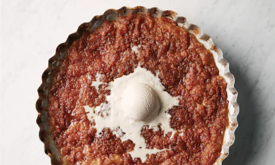 Finding Family History in a Recipe for (the Easiest) Apple Crisp