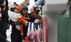 More Than 1,500 Attend Vigil for Aurora Shooting Victims