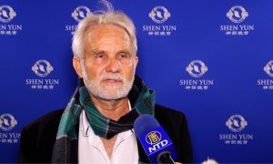Artist and University Instructor Calls Shen Yun Inspiring and Healing