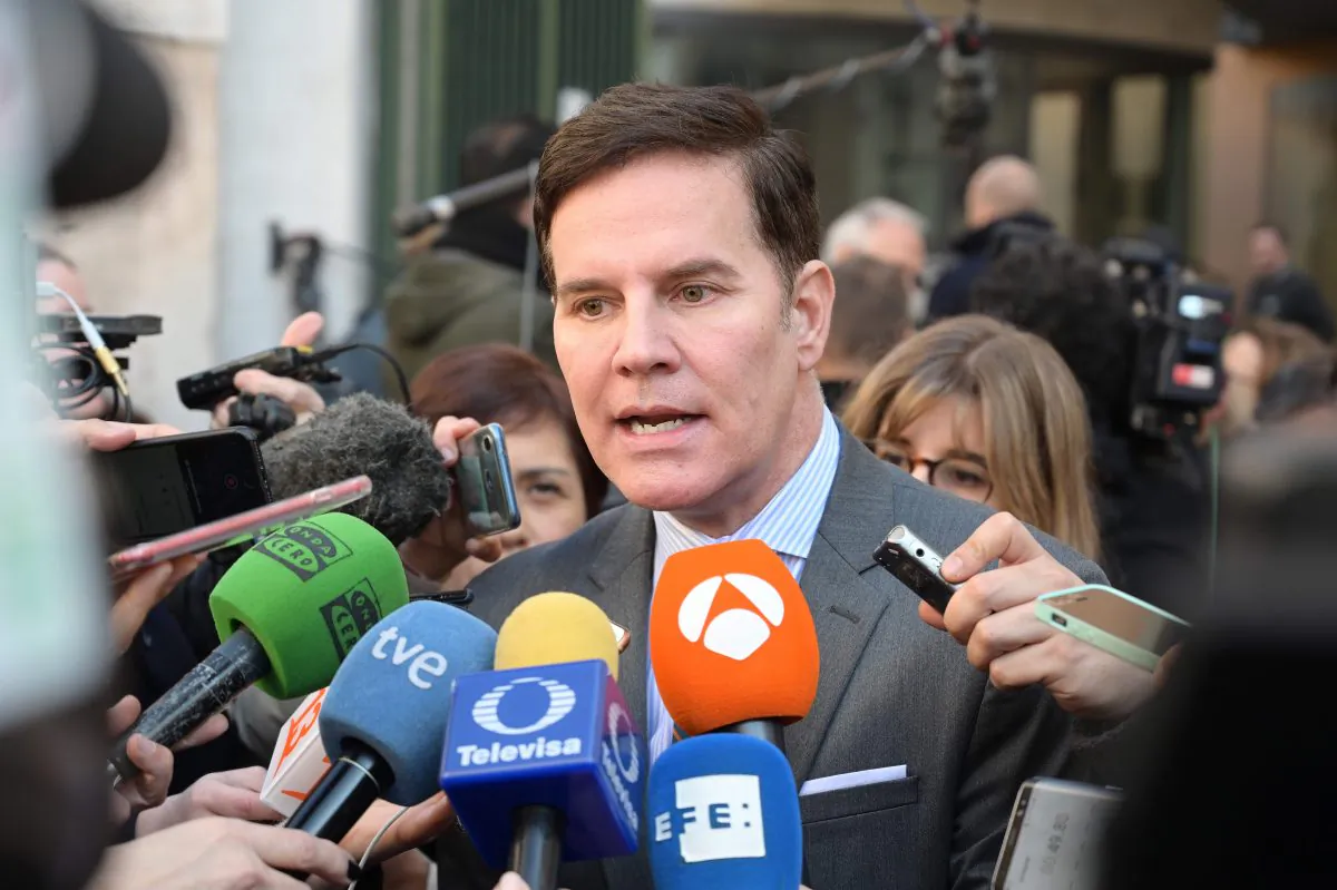 Chilean victim of sexual abuse, Juan Carlos Cruz, adresses the media outside the entrance of the Paul-VI residence in the Vatican on Feb. 20, 2019. (VINCENZO PINTO/AFP/Getty Images)