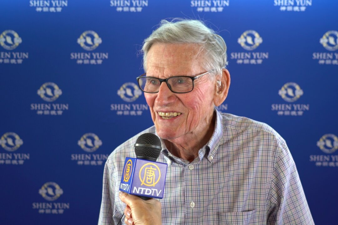 Past President of the Real Estate Institute of Western Australia Paul Druitt saw Shen Yun in Perth's Regal Theatre, Western Australia, on Feb. 20, 2019. (Victor Bernal/NTD Television)
