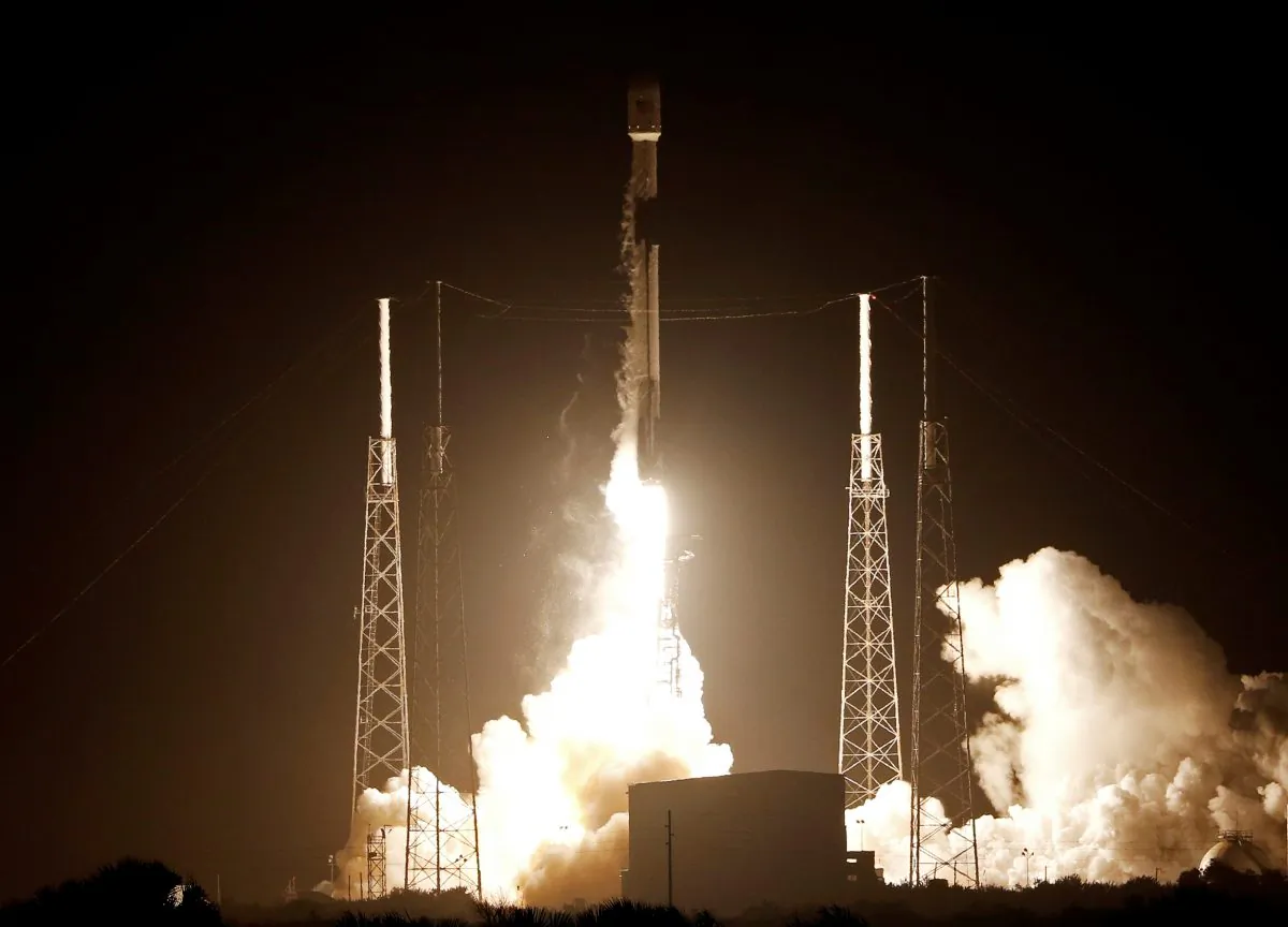A SpaceX Falcon 9 rocket carrying Israel's first spacecraft designed to land on the moon lifts off on the first privately-funded lunar mission at the Cape Canaveral Air Force Station, Fla., on Feb. 21, 2019. (Joe Skipper/Reuters)