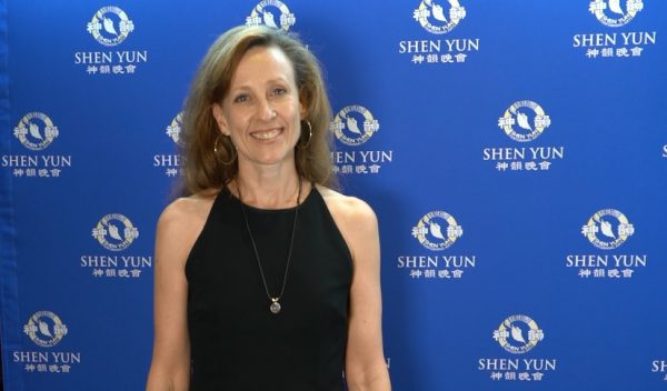 Science commentator Jo Nova saw Shen Yun at Perth's Regal Theater in Western Australia, on Feb. 21, 2019. (Victor Bernal/NTD)