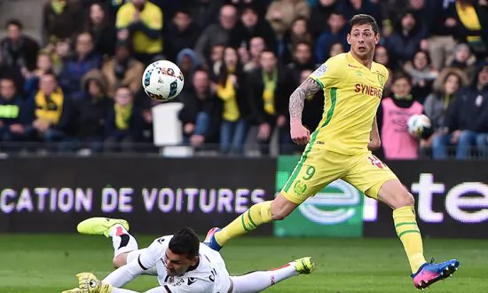 Soccer Star Emiliano Sala’s Dog Waits Outside Wake for Owner to Return