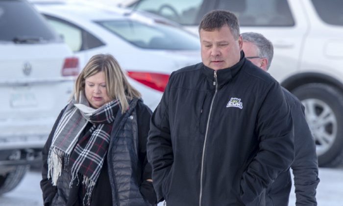 Scott Thomas, whose son Evan was killed in the crash, arrives for the sentencing hearing of Jaskirat Singh Sidhu in Melfort, Saskatchewan, on Jan. 28, 2019. (The Canadian Press/Ryan Remiorz)