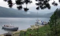 Russians Protest Local Chinese Water Bottling Plant on Environmental Concerns