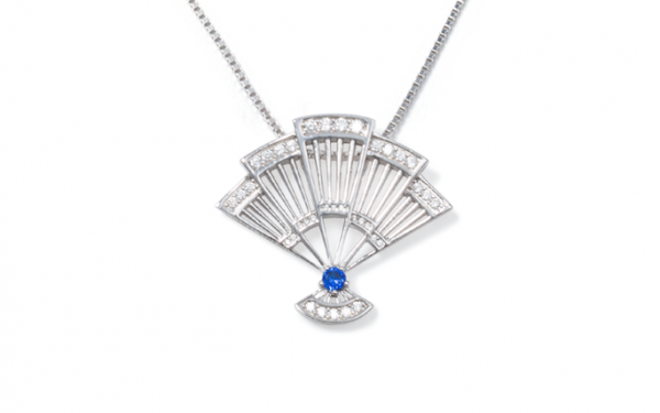 Fan-shaped necklace