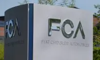 Carmakers FCA and Renault to Go Public on Tie-Up Talks