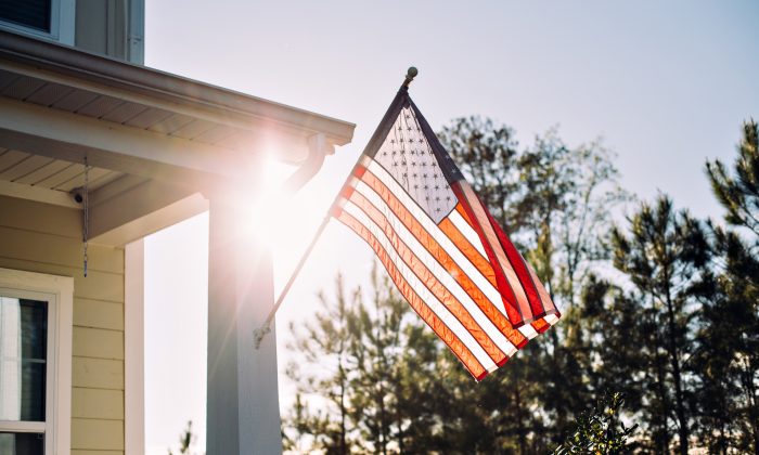 Stock photo of an American flag. (De Repente/Shutterstock)