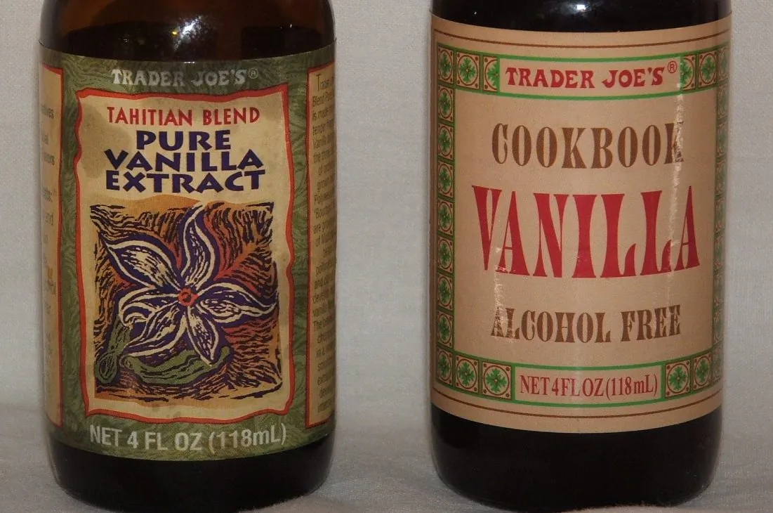Vanilla extract. (Glane23/Wikimedia Commons [CC BY 3.0 (ept.ms/2FZU1oT)])