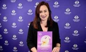 Theatergoers ‘Privileged to Learn’ From Shen Yun