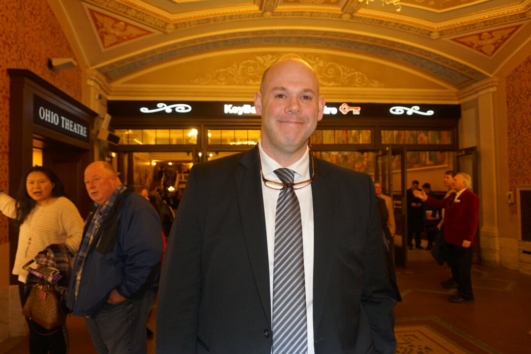 Mike Patrick attended Shen Yun Performing Arts North American Company’s matinee performance at the Cleveland Playhouse Square’s State Theatre on March 2. (Stacey Tang/The Epoch Times)