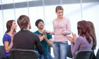 10 Traits of Irresistible People With Good Vibes–Here Are Scientific Explanations