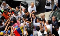 Guaidó Returns to Venezuela as Crowds Flood the Streets to Protest Socialist Regime