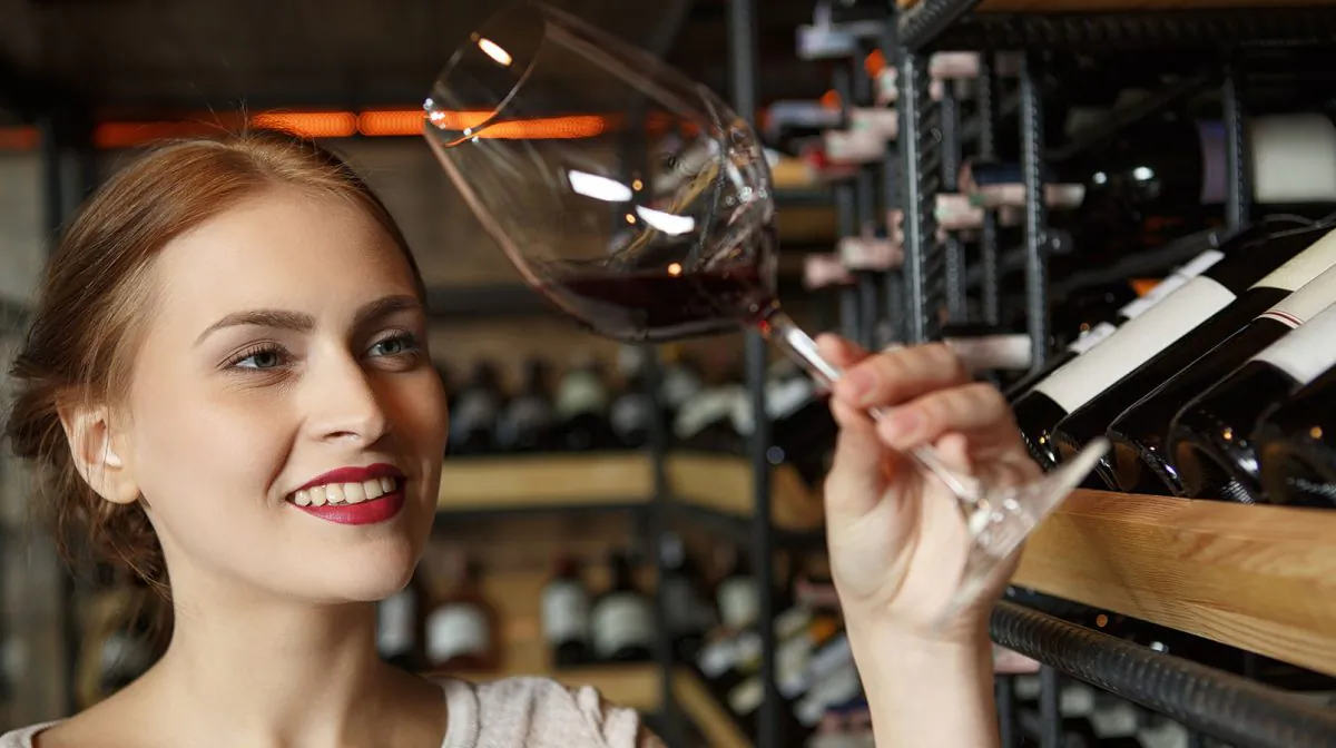 A sommelier has a thorough knowledge of wine, food pairing, wine storage, and wine service. (Courtesy of WSET)