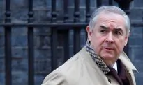 British PM May’s Top Lawyer in Brussels in Last-Ditch Brexit Bid