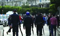 Algeria War Veterans Back Protests Demanding End to Bouteflika’s Rule