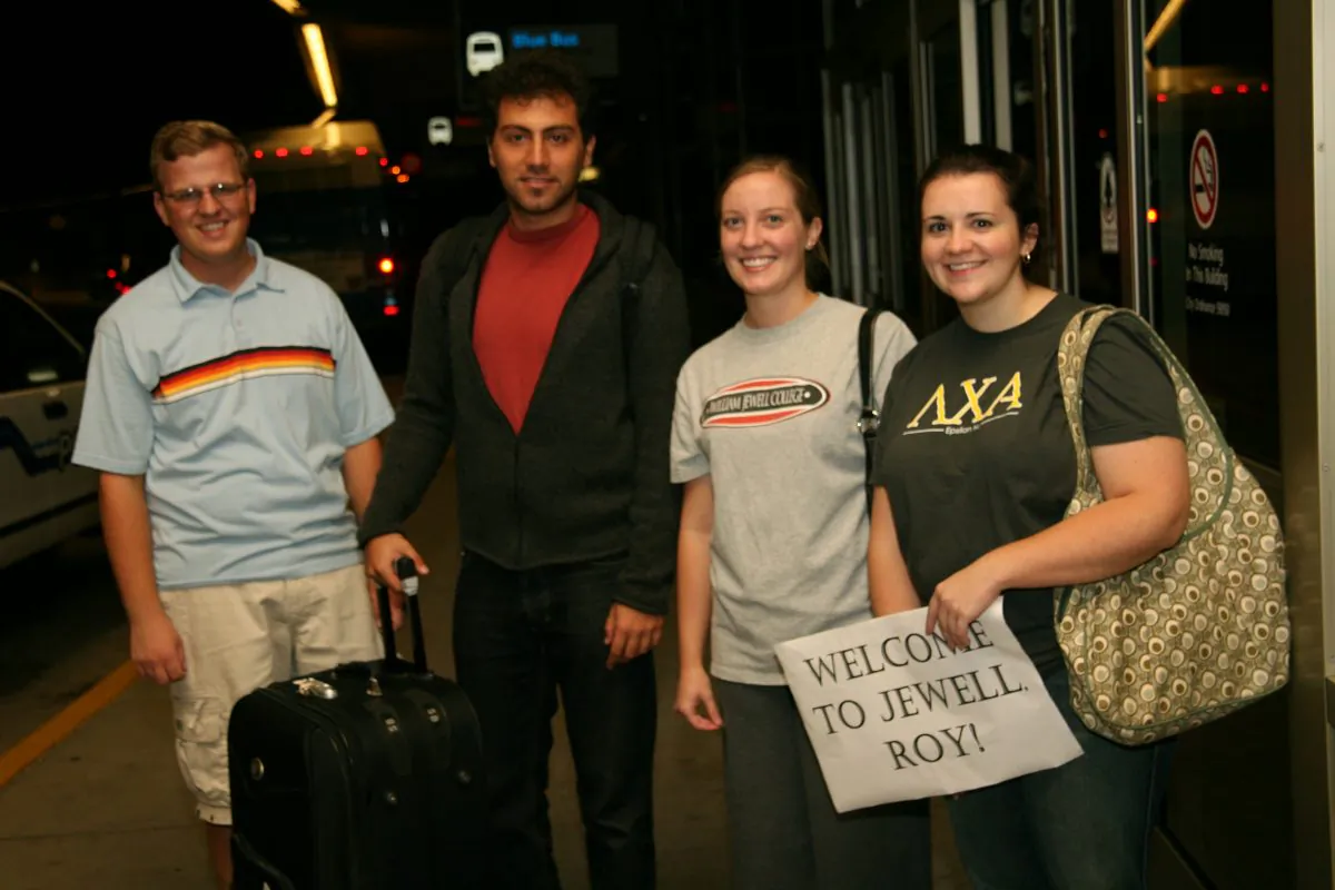 Roy Abdo (2nd L) with the students who picked him up at the Kansas City, Missouri airport in July 2006. (Courtesy of Roy Abdo)