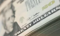Woman Withdraws Money From the ATM, Notices Something Unusual About $20 Bill