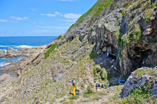 Blombus cave