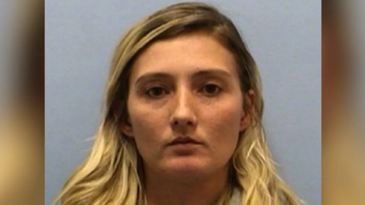 Chrystal Nichole Walraven, 28, allegedly left her five children at home for days while she traveled to another state to look for a job. (Round Rock Police Department)