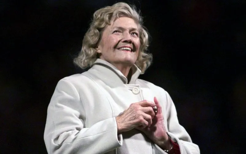 Julia Ruth Stevens, daughter of baseball legend Babe Ruth, prepared to throw the ceremonial first pitch at the start of Game 5 at the American League Championship Series at Fenway Park in Boston, Mass., on Oct. 18, 1999. (AP Photo/Elise Amendola/File)