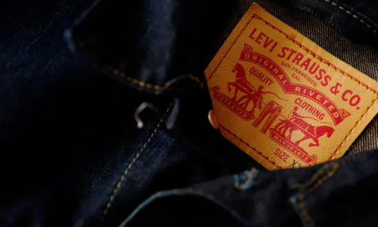Levi Temporarily Halts Commercial Operations in Russia, Donating Thousands of Dollars to Ukraine