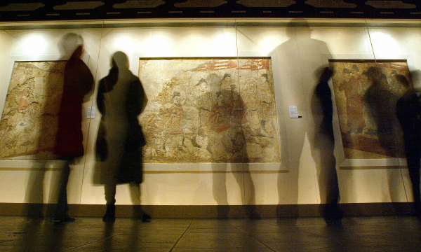 Tang frescoes