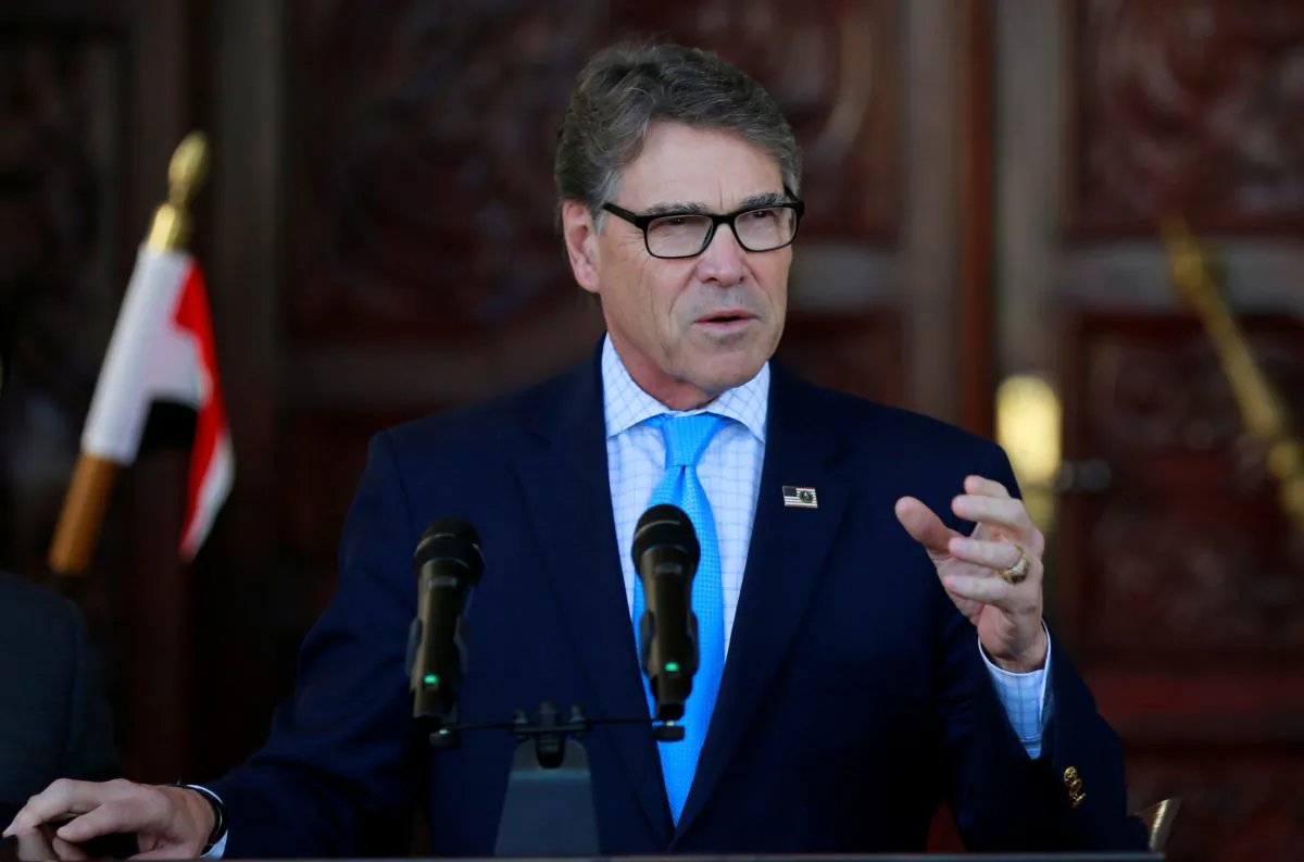 U.S. Energy Secretary Rick Perry attends a news conference after meeting with Iraqi President Barham Salih in Baghdad, Iraq on Dec. 11, 2018. (Thaier al-Sudani/Reuters)