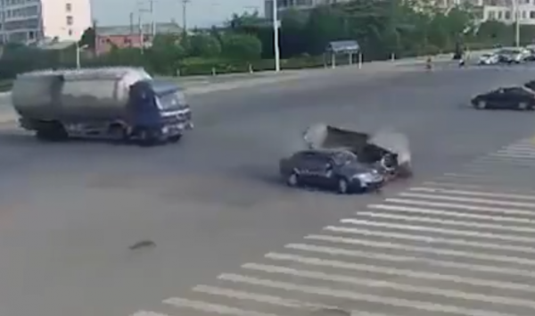 Rickshaw crash