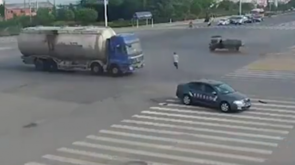 Rickshaw crash