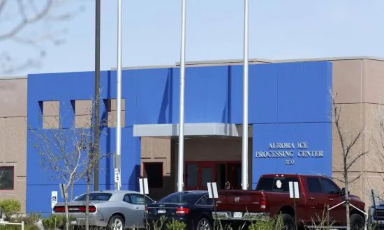 2,200 Quarantined Over Mumps Outbreak at Immigration Centers