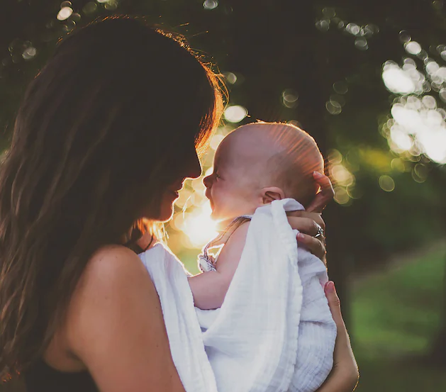 The genuine love and warmth from a mother in a child’s early years is vital to a lifetime of health and happiness. (Julie Johnson/Unsplash)