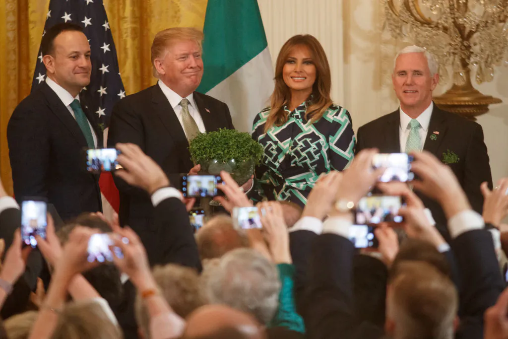 (L-R) Taoiseach Leo Varadkar of Ireland, President Donald Trump, First Lady Melania Trump, and Vice President Mike Pence pose for a photo during the Shamrock Bowl Presentation with Prime Minister of Ireland Leo Varadkar on March 14, 2019 at the White House in Washington, DC. (Tom Brenner/Getty Images)