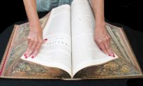 The Disappearing Art of Vanishing Fore-Edge Painting