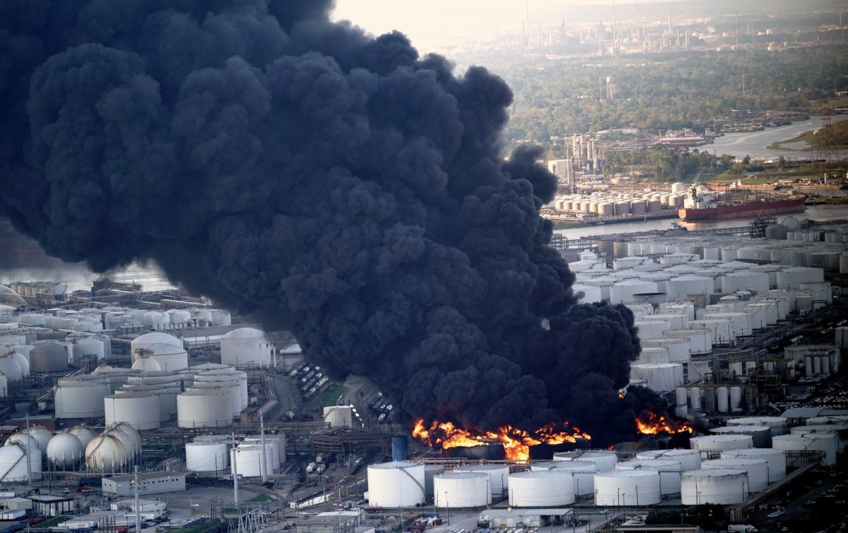 Petrochemical fire Texas 2