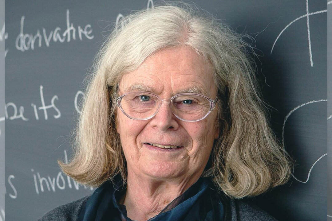 June Mathematician US Professor Becomes First Woman to Be Awarded Mathematics’ Most ...