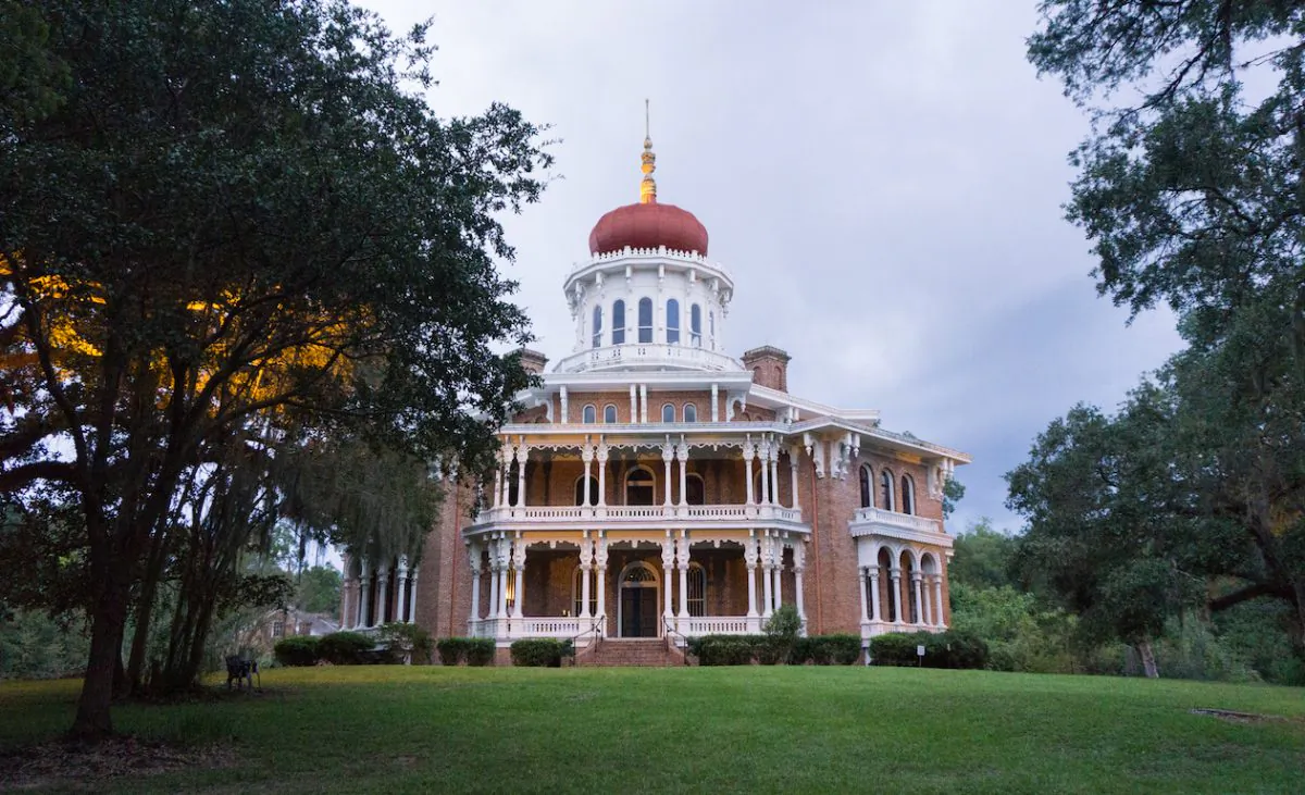 Longwood, the largest octagonal home in the United States. (Crystal Shi/The Epoch Times)