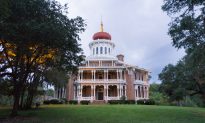 Natchez, Mississippi: Living History in the Little Easy