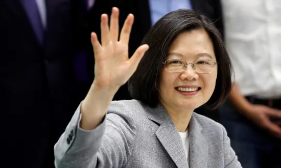 China Urges US to Block Taiwan President’s Hawaii Stop-Over