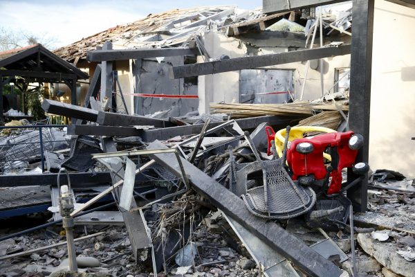 Rocket in Mishmeret Israel 1