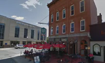 Restaurant Staff Surprised After Customer Leaves Them $2,000 Tip
