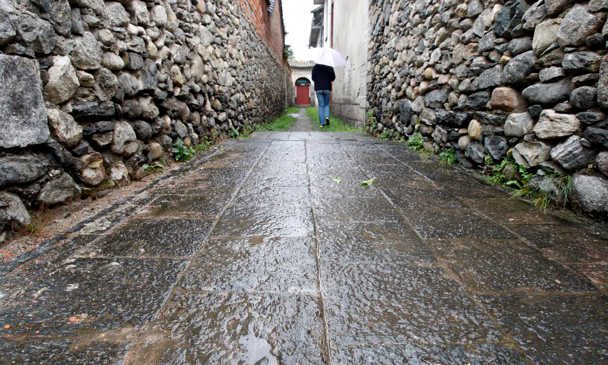 A road in Dali, Yunnan, China. (China Photos/Getty Images)