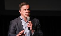 Judicial Watch’s Fitton Blasts DOJ for ‘Protecting Obama and Clinton’ in Email Case