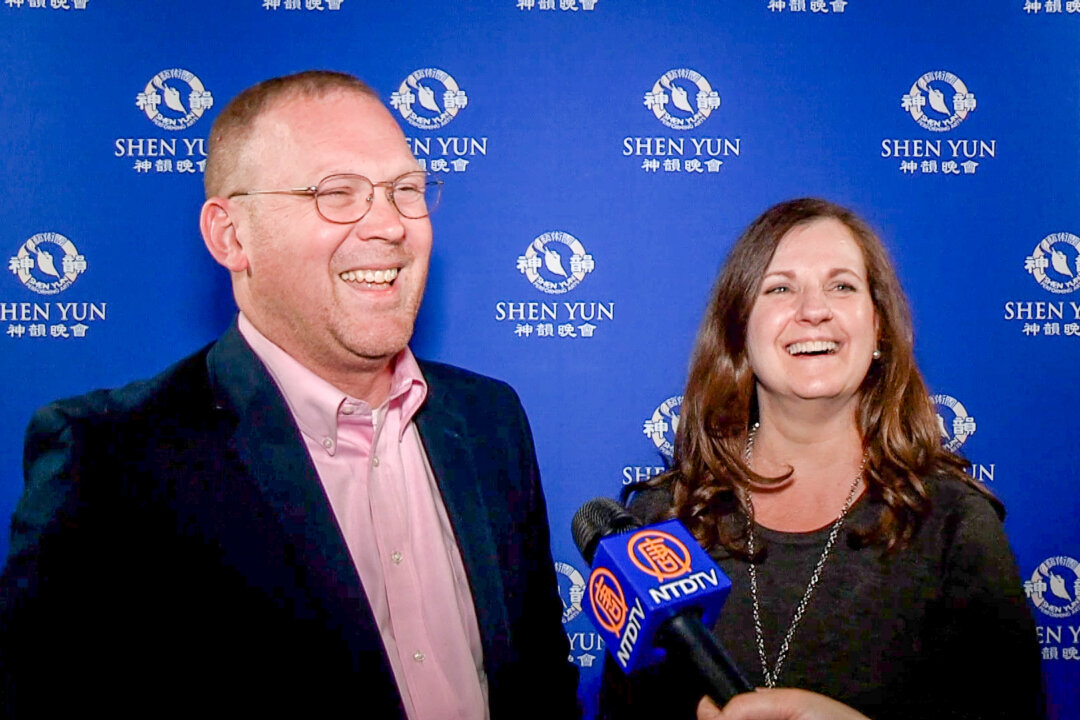 John Gardner and his wife, Debra, saw Shen Yun Performing Arts at the Tennessee Theatre in Knoxville on March 26, 2019. (NTD Television)