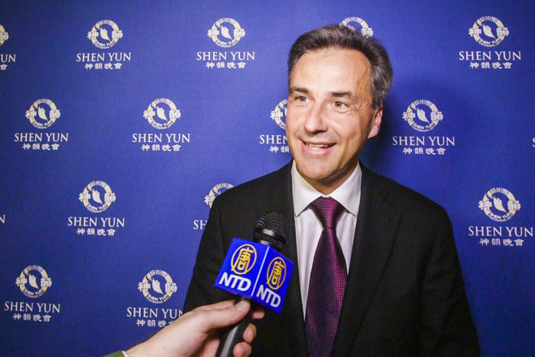 Siegfried Nagl, Mayor of Graz, enjoyed Shen Yun Performing Arts at Opera Graz, in Austria, on March 25, 2019. (NTD Television)
