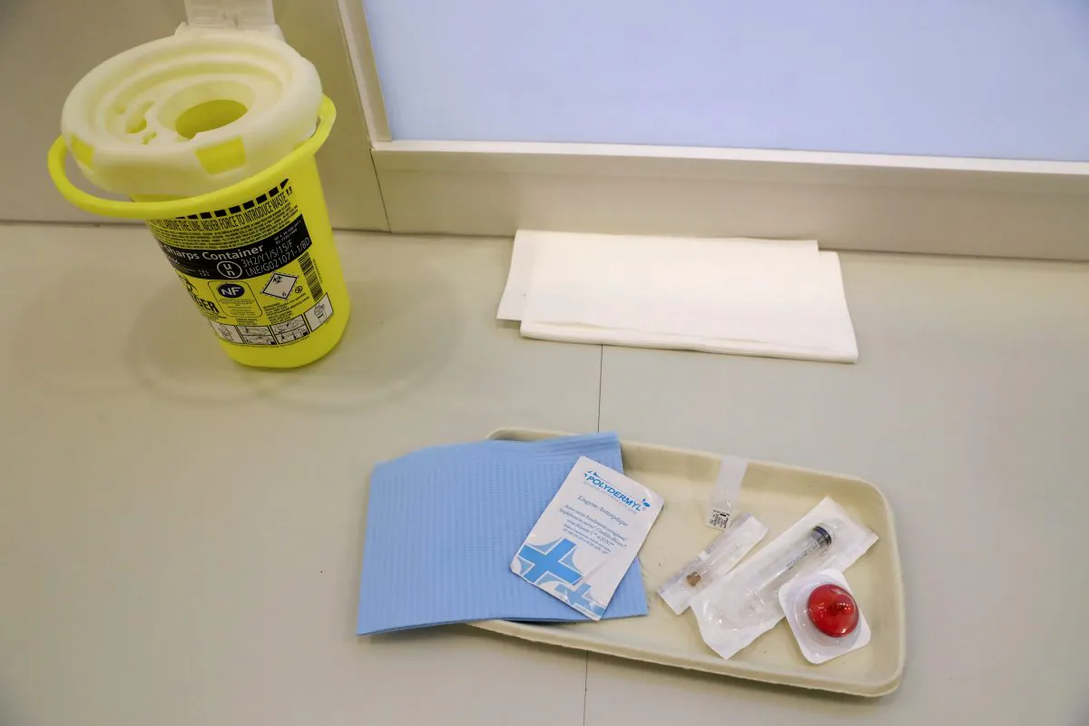 Injection materials are pictured in the first drug supervised injection site in Paris on October 11, 2016. (Patrick Kovarik/AFP/Getty Images)