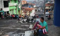 US, Canadian Communists Meet With Venezuela Leadership