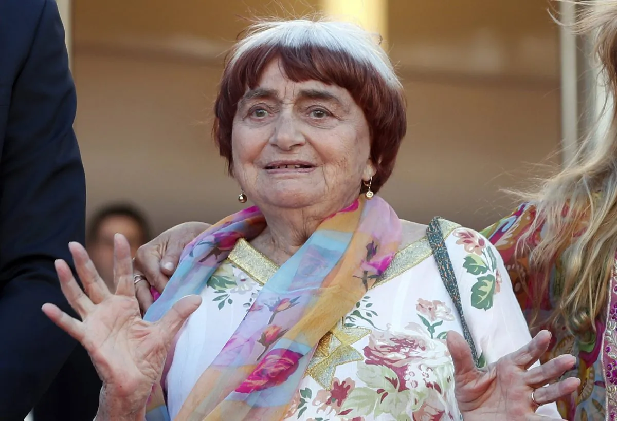 Filmmake Agnes Varda appears at the screening of the film "Visages, Villages," at the 70th international film festival in Cannes, France, on May 19, 2017. (Thibault Camus/AP photo)