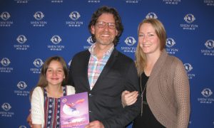 Canadian Businessmen Find Inspiration in Shen Yun